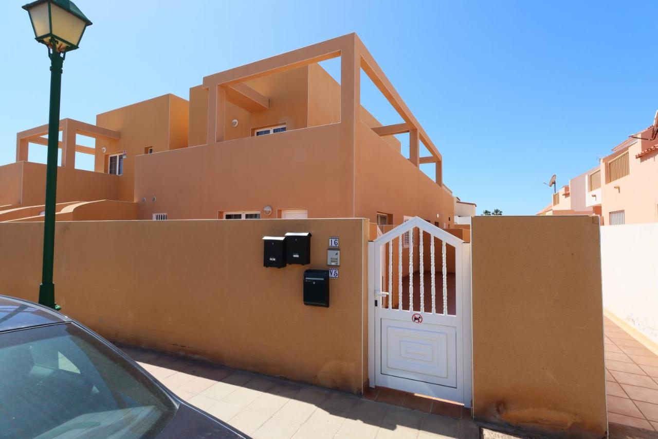 1 Bedroom Apartment In The Center Of Caleta De Fuste Exterior foto
